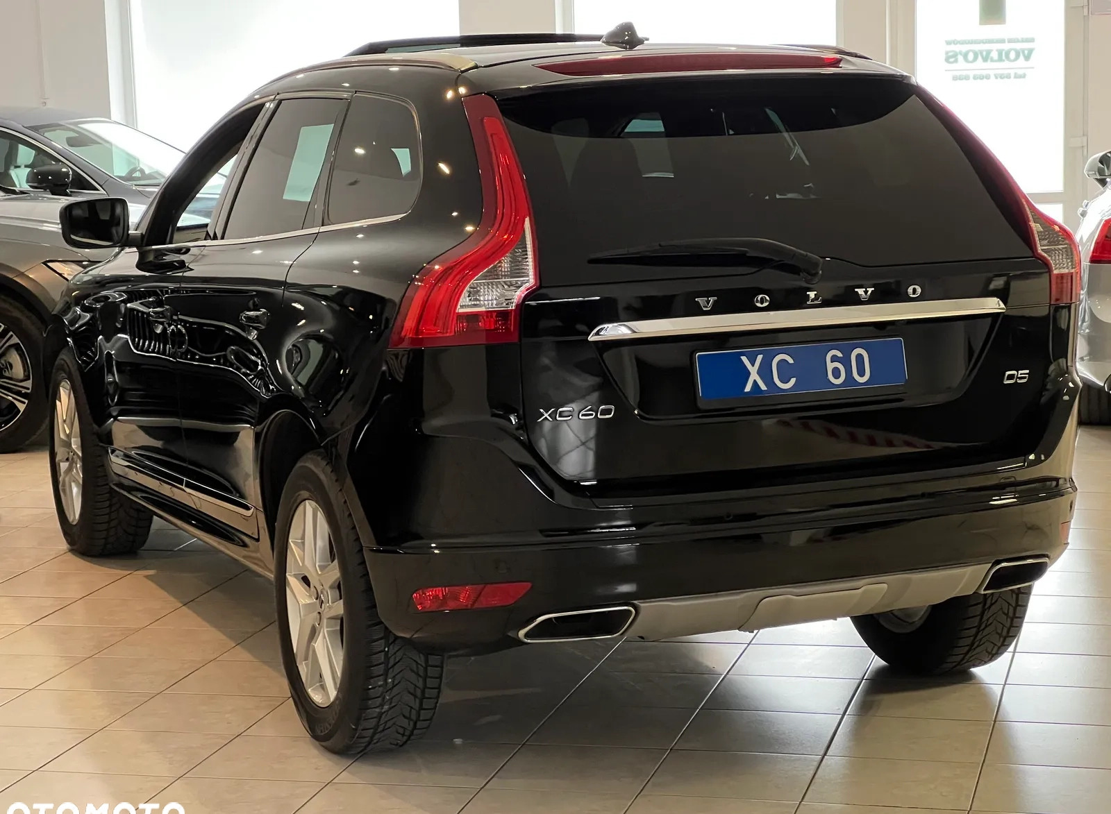 Volvo XC 60 cena 119900 przebieg: 162000, rok produkcji 2016 z Tuchów małe 497